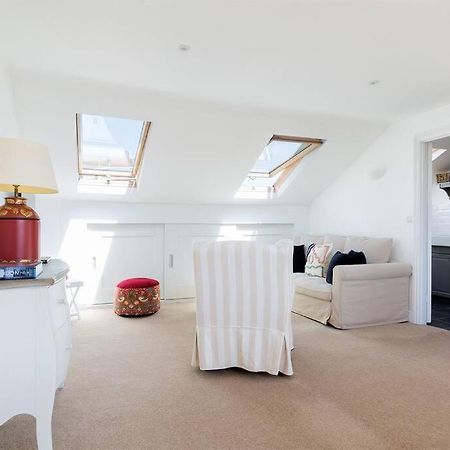 Spacious 3 Bedroom Flat With Terrace Londen Buitenkant foto